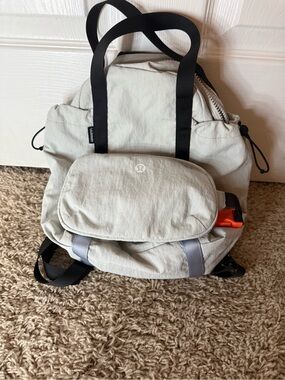 lululemon athletica Light Gray Everyday Backpack